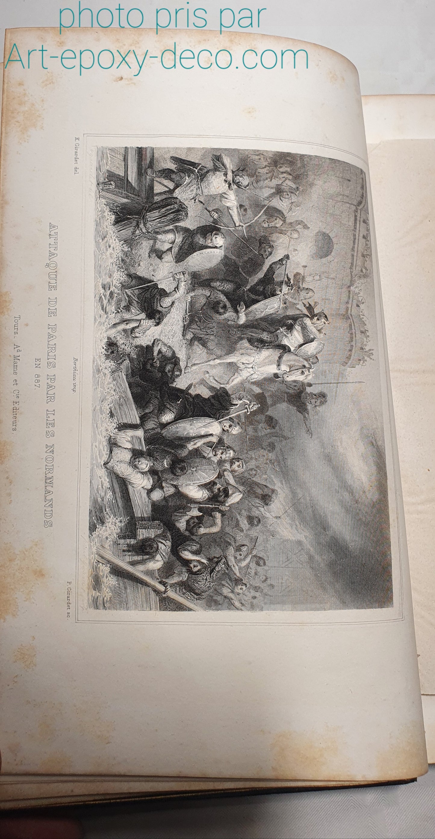 Histoire de Paris et de ses monuments 1852 illustre tranche dore